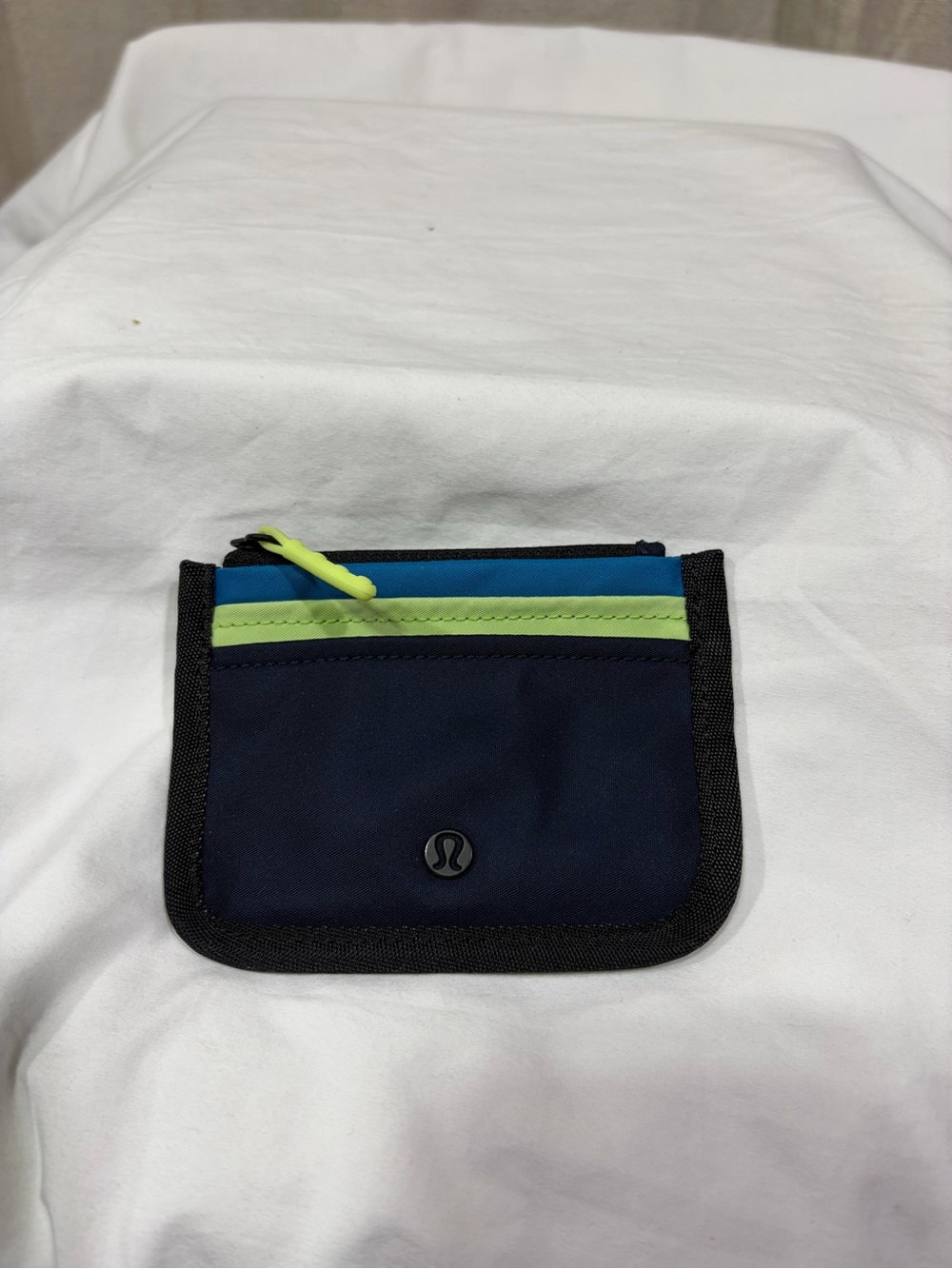 Lululemon Athletica True Identity Card Case